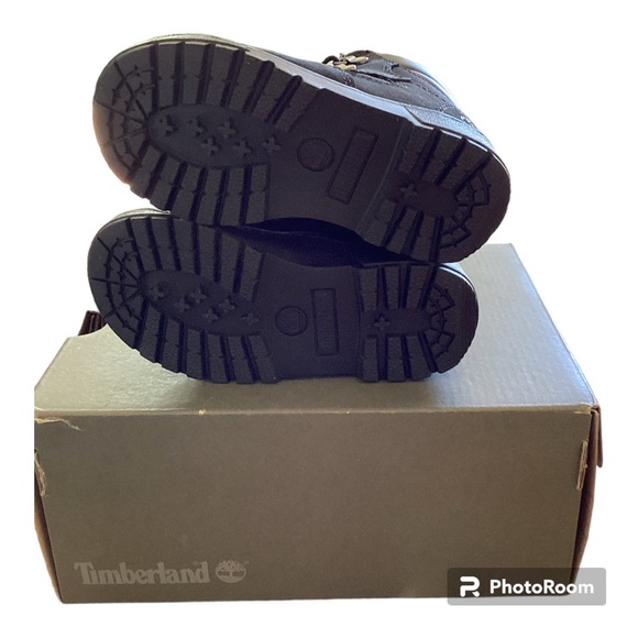 NIB-Timberland Toddler Petits TB044890 Black Boots. - Picture 3 of 4